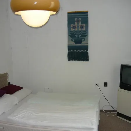 Hotel Kenese