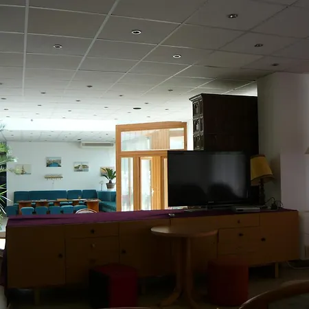 ホテル Hotel Kenese